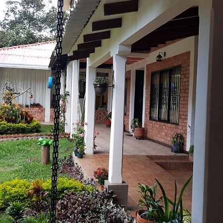 Parcela Villa Cristal Popayan Esterno foto