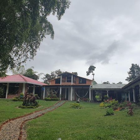 Parcela Villa Cristal Popayan Esterno foto