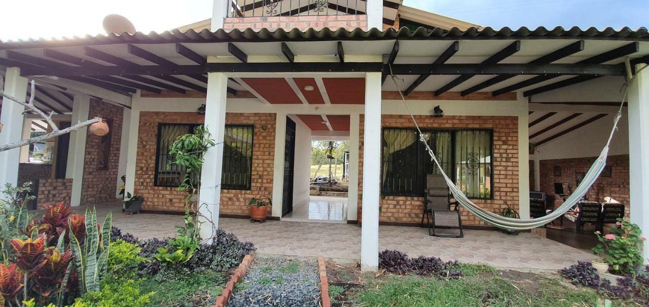 Parcela Villa Cristal Popayan Esterno foto